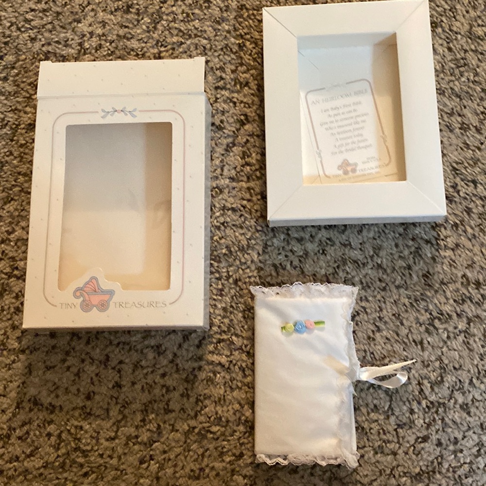 Tiny Treasures Vintage Baby Bible in Gift Box